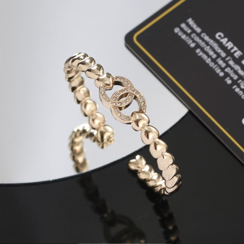 Ch**el bracelets